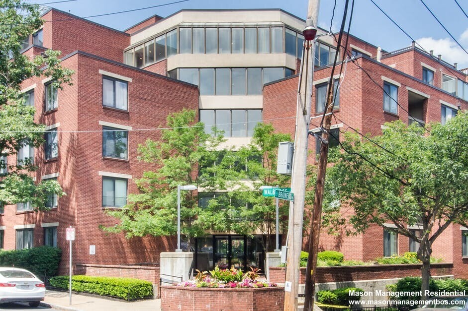 Building Photo - 85 Brainerd Rd