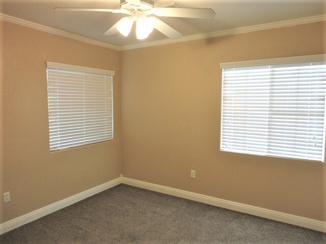 Building Photo - 3610 Canoe Camp Ct