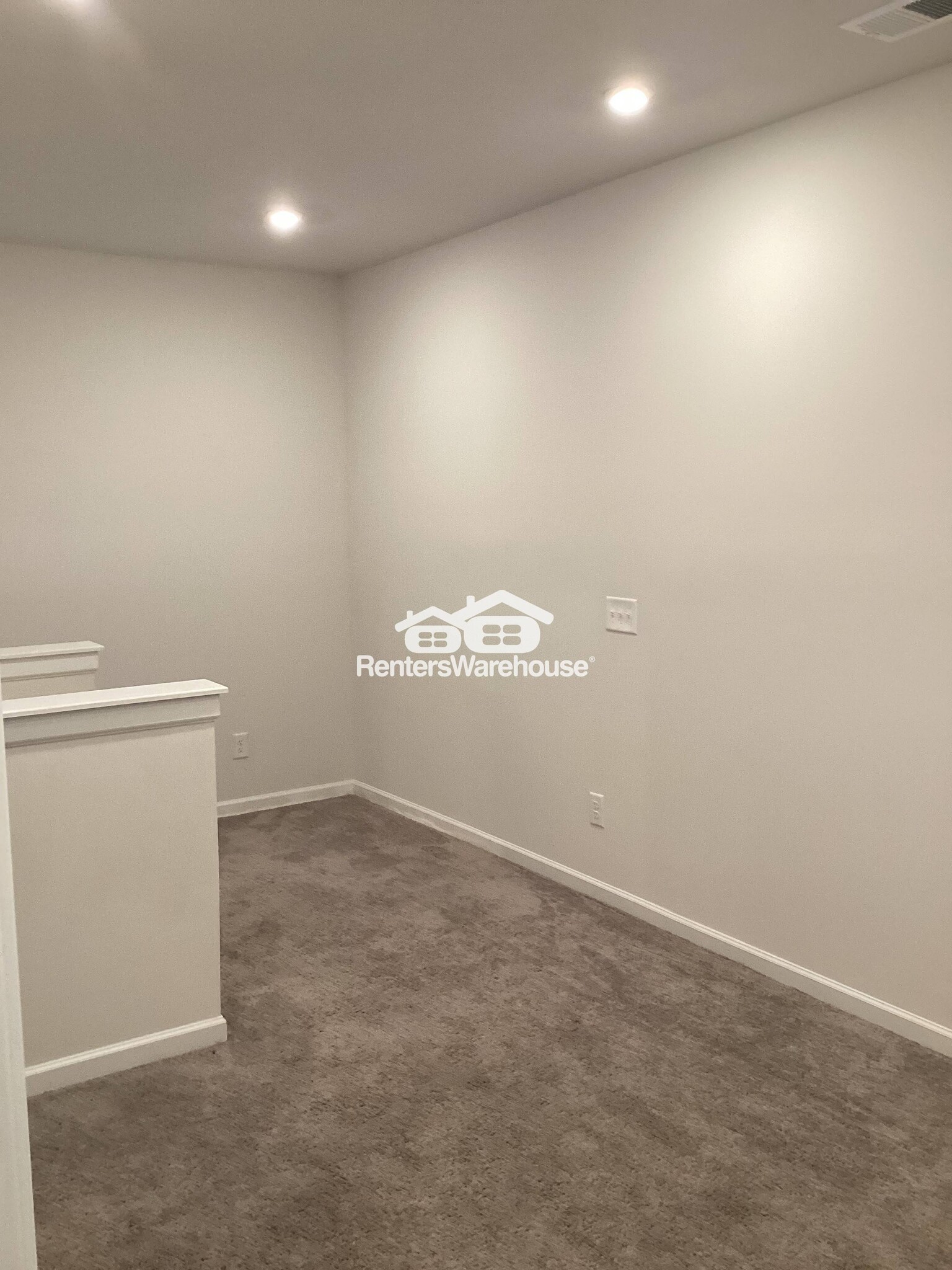 Building Photo - 1132 Chastain Dr