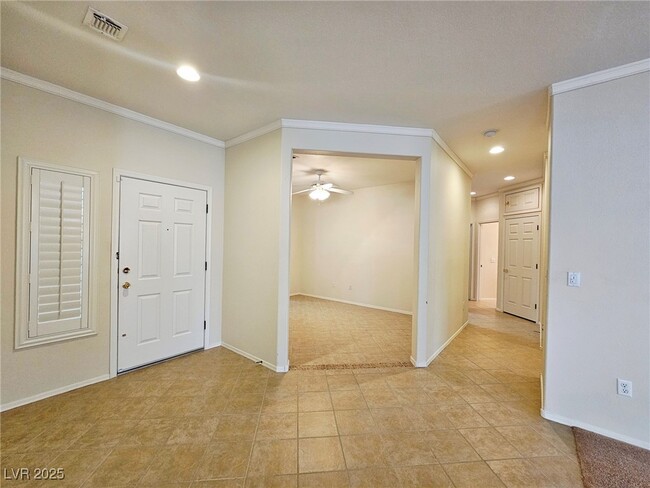 Building Photo - 2570 Hayesville Ave