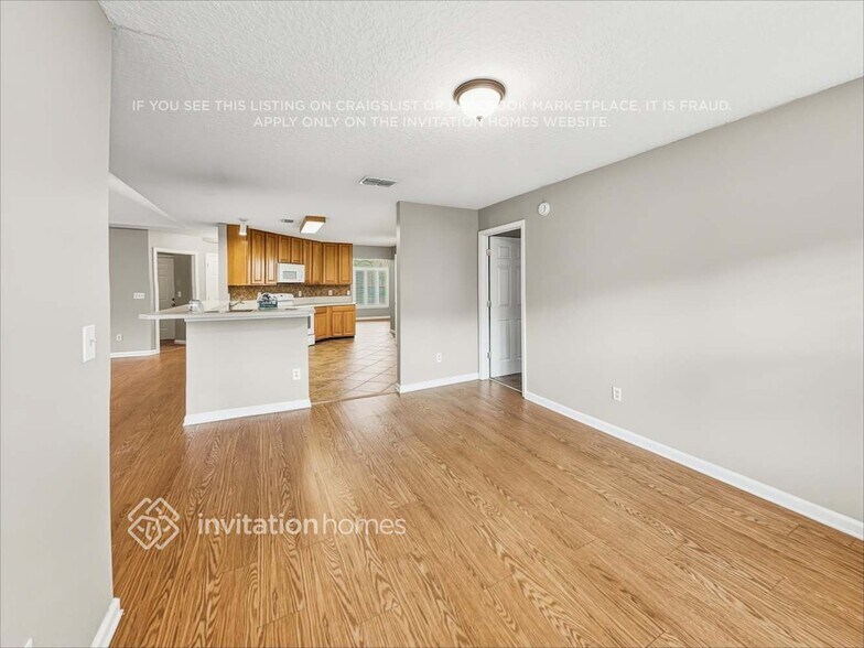 Building Photo - 521 Sparrow Branch Cir