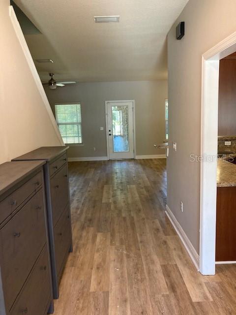 Building Photo - 7 Roxanne Pl