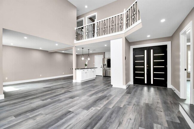 Building Photo - 3227 Westwick Dr