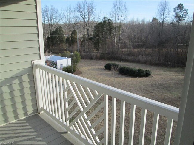 Building Photo - 1620 Cherry Blossom Ln