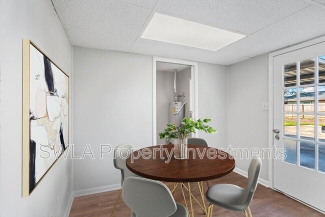 Building Photo - 4212 Heyd Ave