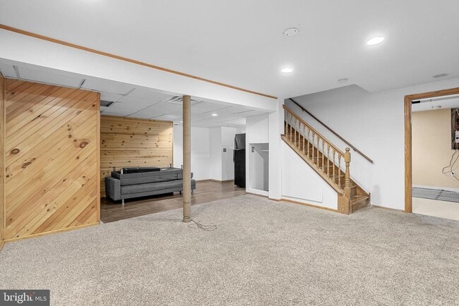 Building Photo - 1006 Morgan Ln