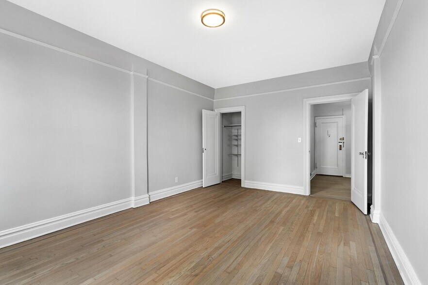 Building Photo - 755 Anderson Ave