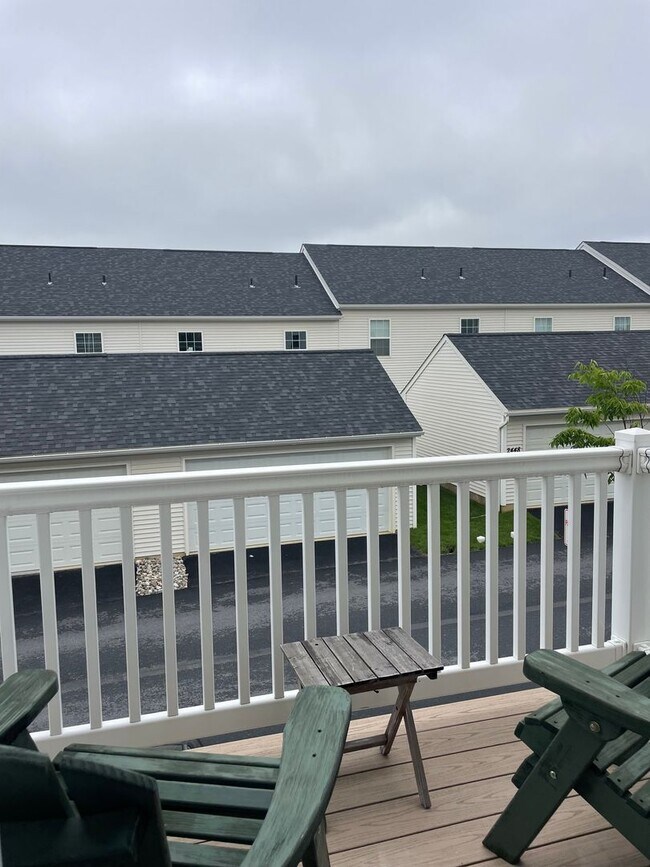 Building Photo - Luxury New Construction Townhome in Lime S...
