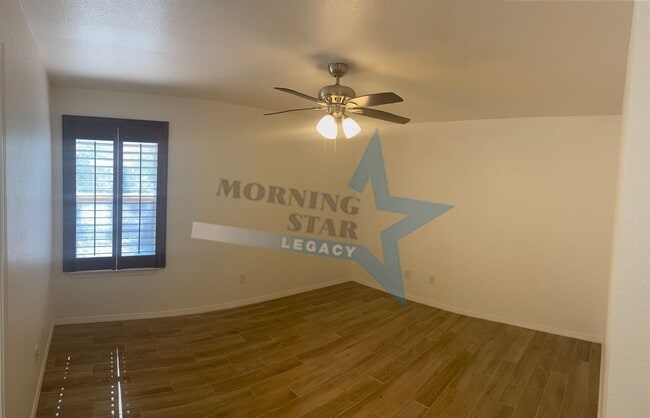 Building Photo - 3 bedroom home in Legends West!