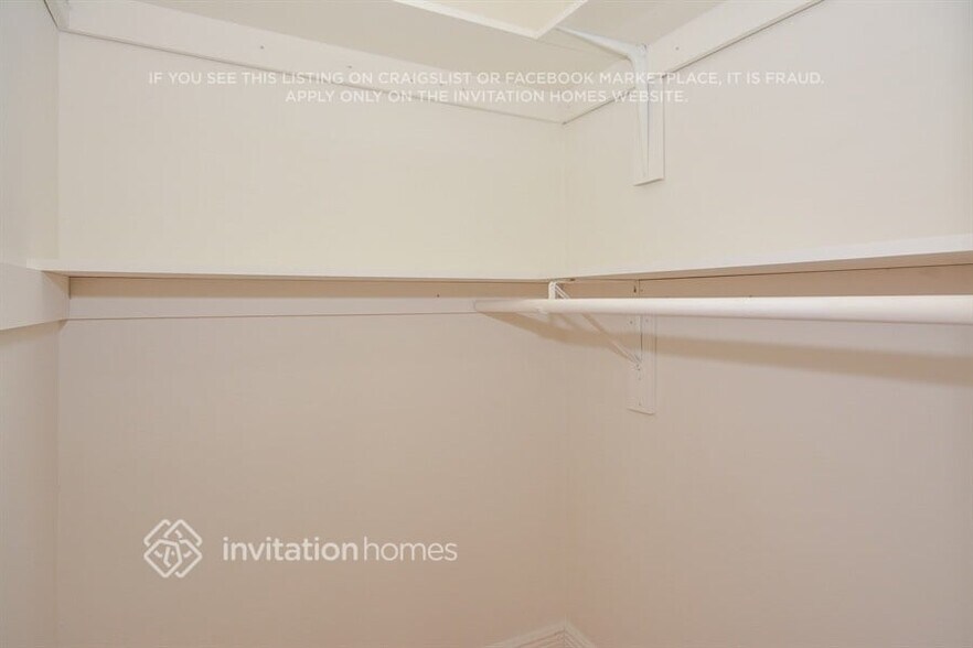 Building Photo - 3100 SW 20th Ct