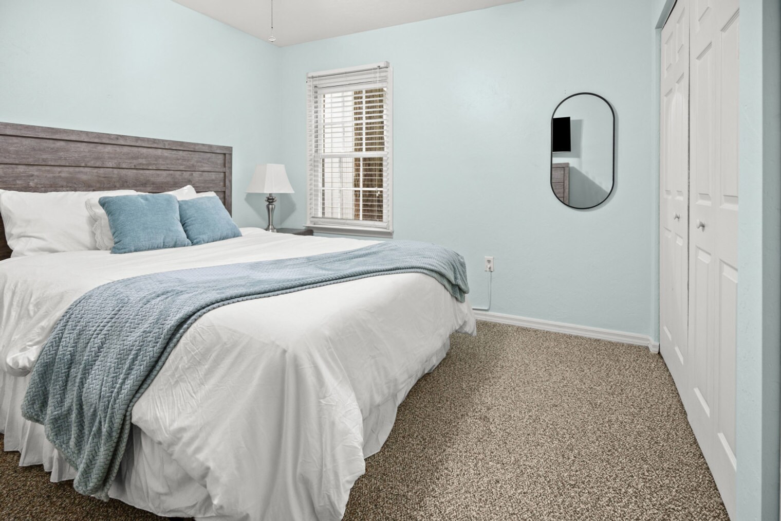 Building Photo - 8432 SW 46 Rd