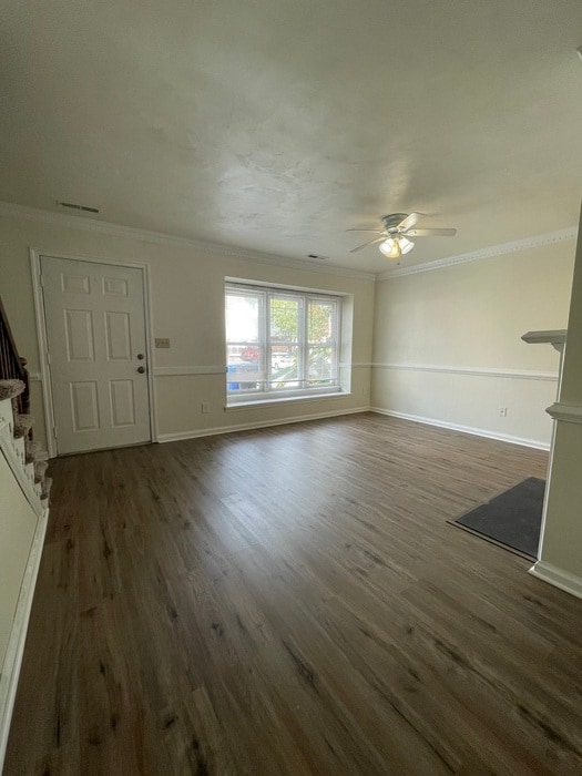 Building Photo - Charming 3-Bedroom, 1.5-Bathroom Townhome ...