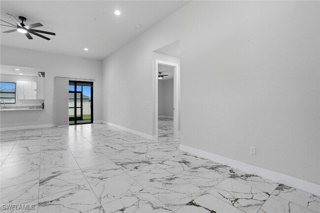 Building Photo - 2314 NW 33rd Pl