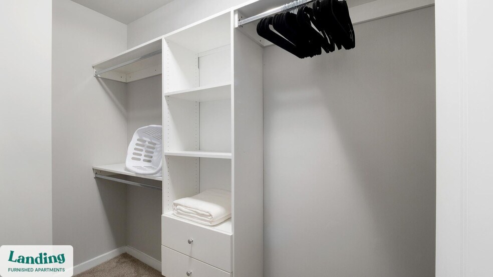 Building Photo - 115 Great Lawn Dr