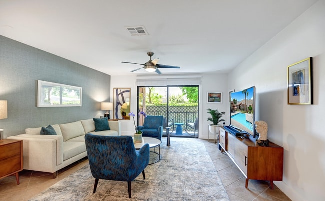 Building Photo - Serene Oasis Condo in Palm Springs (Monthly Only - No Long Term)