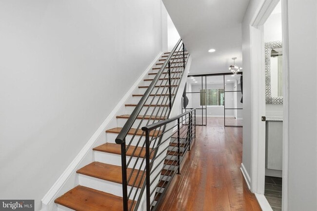 Building Photo - 2407 Grays Ferry Ave
