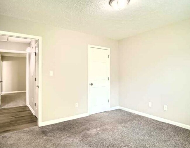 Building Photo - 1967 Faith Cv