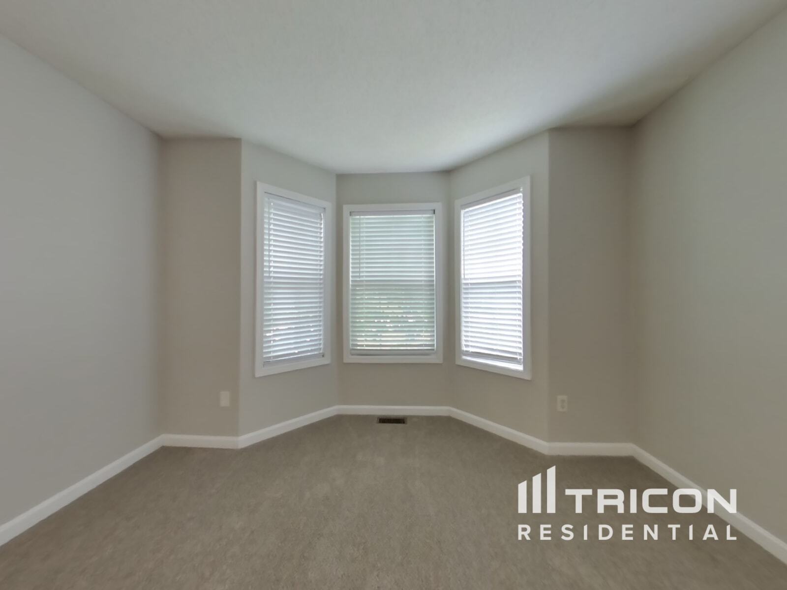 Building Photo - 514 Woodwind Dr