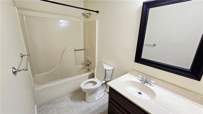 Building Photo - 103 Westland Ct