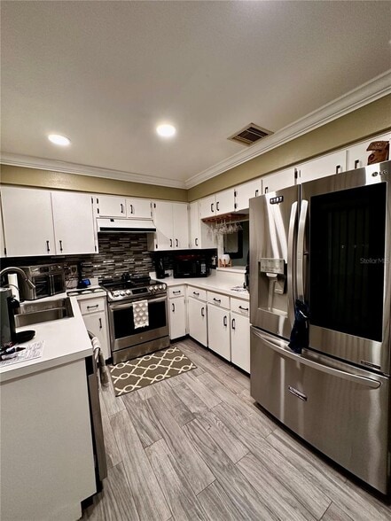 Building Photo - 2879 Thaxton Dr