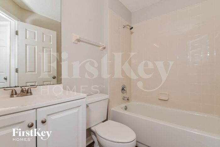 Building Photo - 7435 Oxford Garden Cir