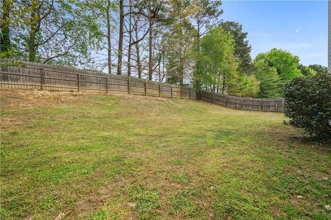 Building Photo - 2432 Heatherton Ct