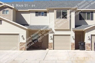 Building Photo - 1677 N Main St