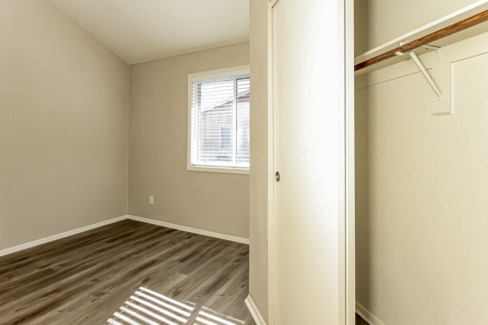 Building Photo - 11324 N 82nd Ave