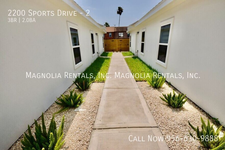 Building Photo - 2200 S Sports Dr