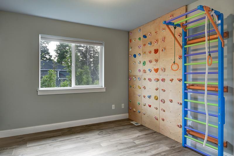 2nd Bedroom with Climbing Wall - 12206 Densmore Ave N