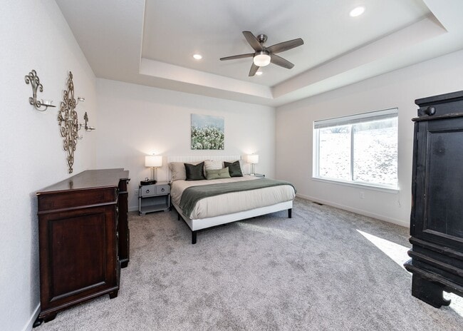 Building Photo - Serene, Peaceful Retreat nestled up to Mt Open Space