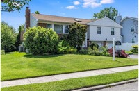 Building Photo - 261 Gramercy Dr