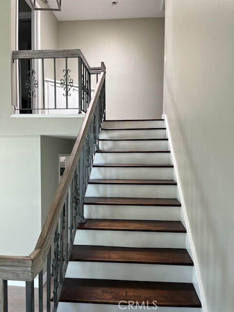Building Photo - 22302 Summit Hill Dr