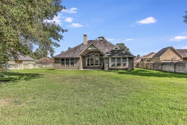 Building Photo - 22419 Banewood Dr