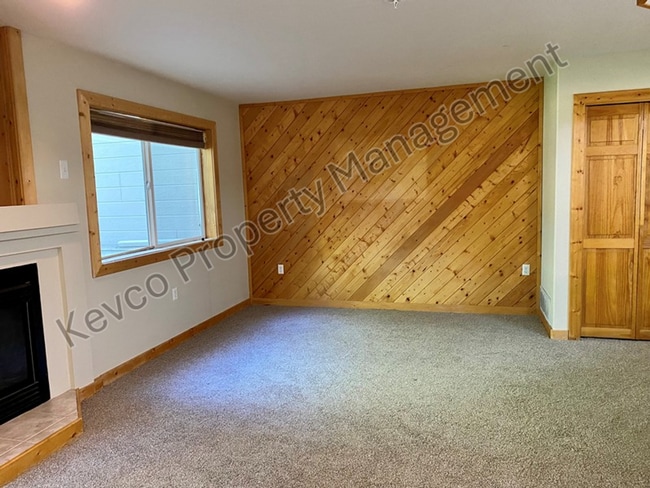 Building Photo - 4545 Wheaton Dr