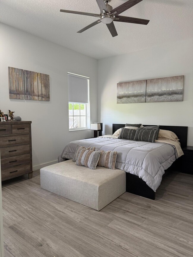 Building Photo - 2591 Country Golf Dr