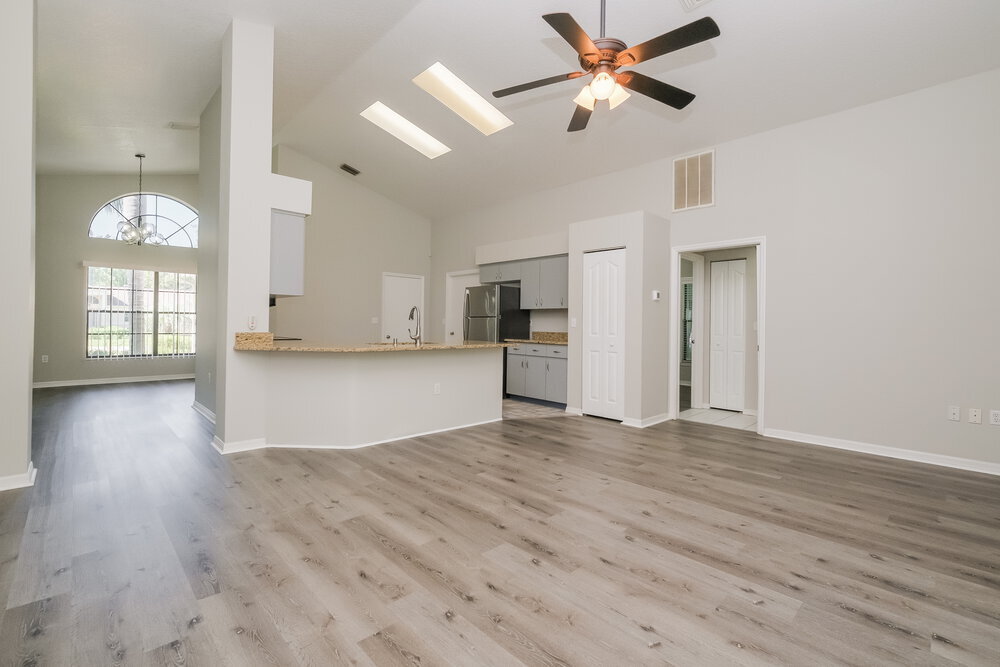 Building Photo - 10439 Norvell Rd