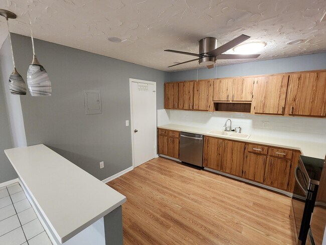 Building Photo - 8162 Ambach Way
