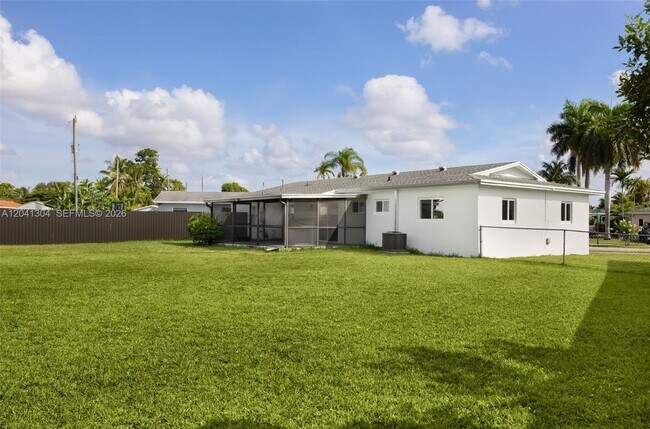Building Photo - 10340 SW 157th St
