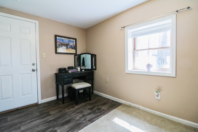 Building Photo - 3342 Yellow Sulphur Rd