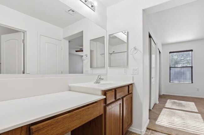 Building Photo - 3 bedroom home in queen creek, ready to go!-1 MONTH FREE WITH A 13 MONTH LEASE!