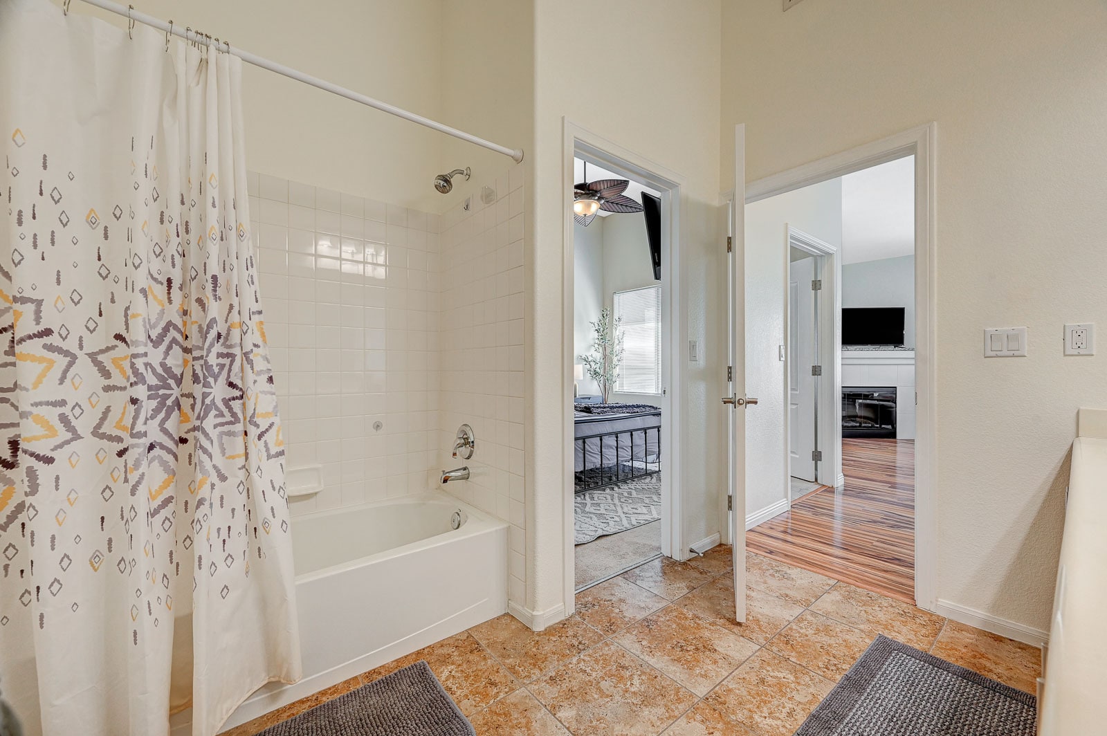 Building Photo - 3351 Indian Shadow St