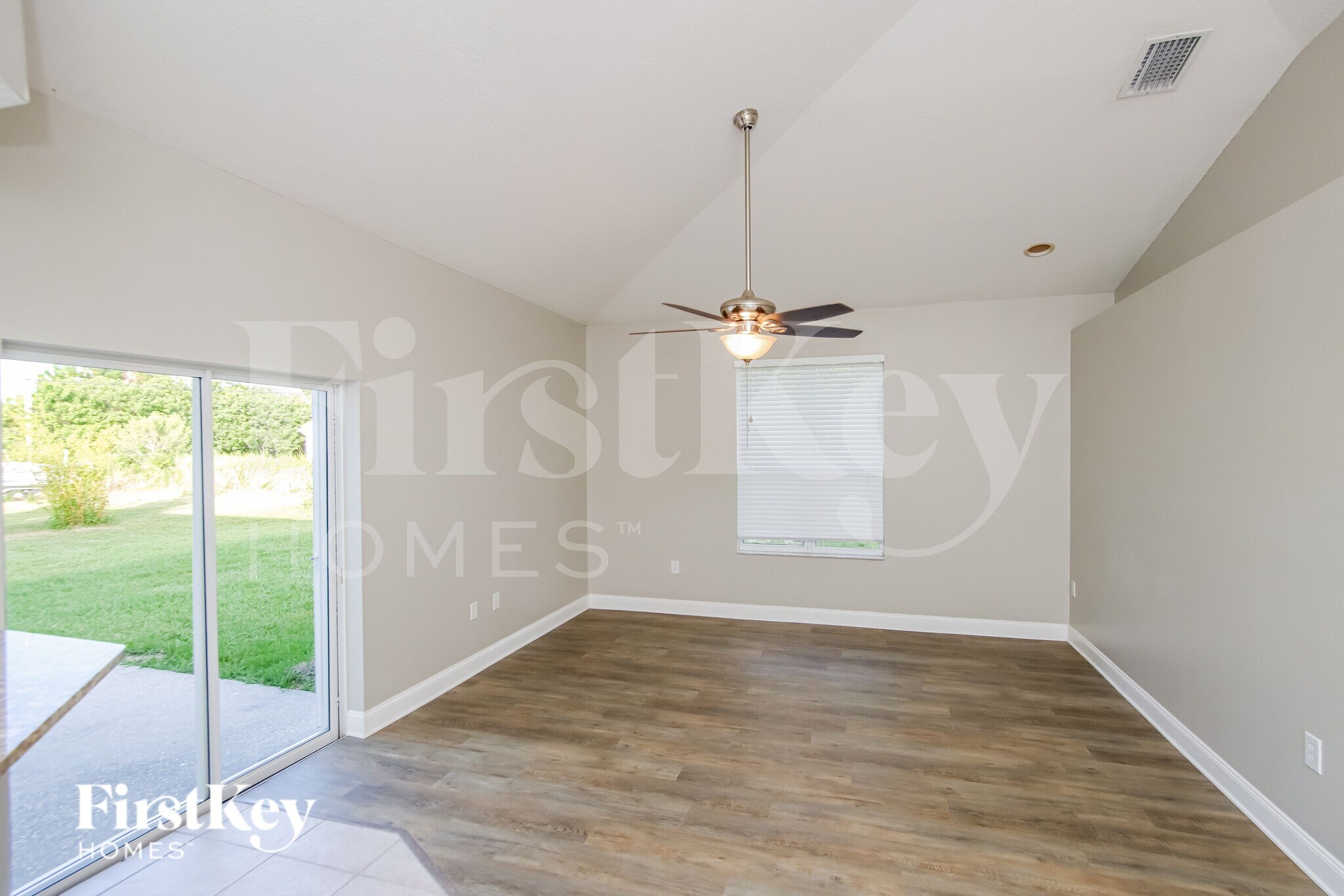 Building Photo - 1048 Tolson St SE