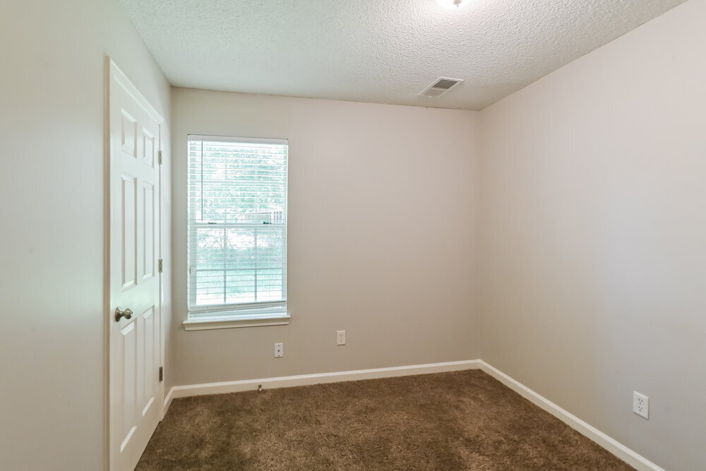 Building Photo - 9296 Brooks Cove