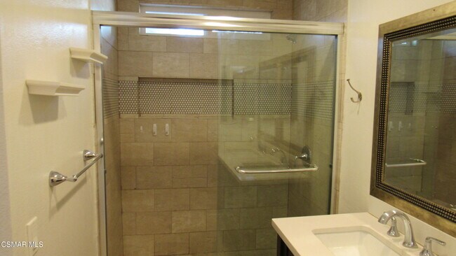 Building Photo - 1331 Casmalia Ct