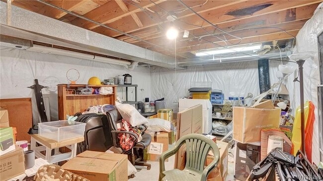 Building Photo - 83 Huntingwood Dr