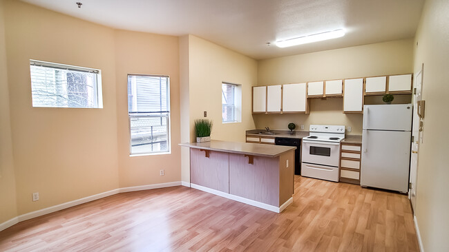 Kitchen and Living Room - Everett Apartments