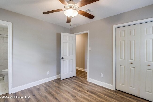 Building Photo - 16201 Cervantes Ct