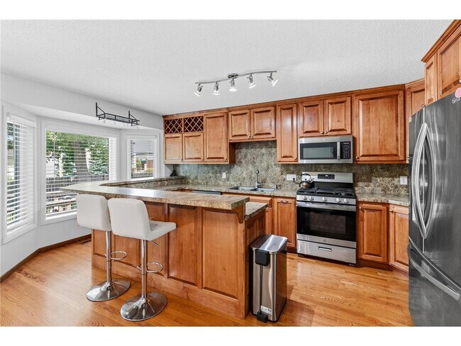 Building Photo - 9887 Ilex St NW