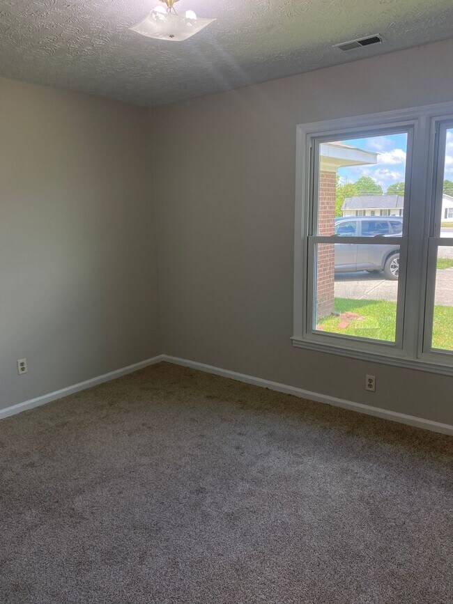 Building Photo - 6501-A Tannen Ct